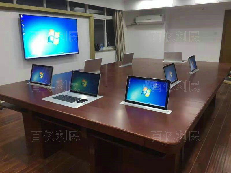 辦公桌椅