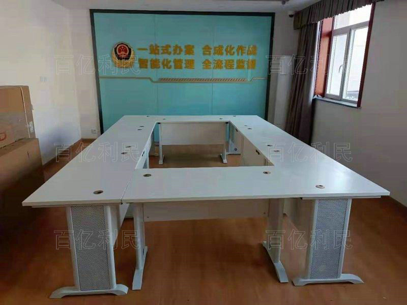 辦公桌椅
