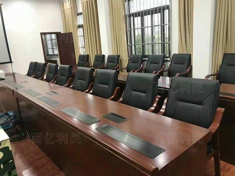 辦公桌椅